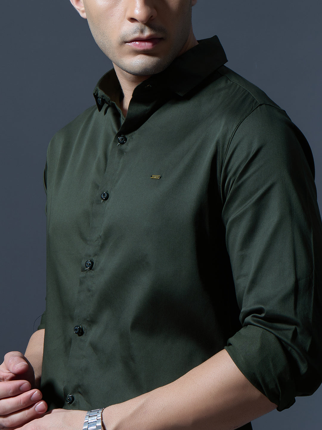 Men's Olive Green Solid Full-Sleeve Casual Shirt